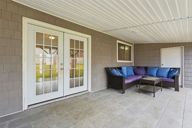 30 Jerilis Dr, Springfield, MA 01119