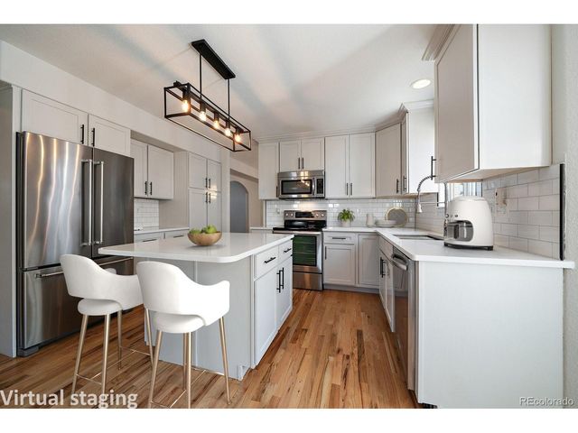 2075 Condor Ct, Longmont, CO 80503