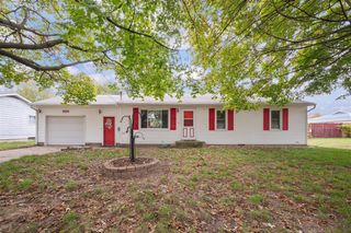 100 Roth Street, Grand Rapids, MI 49548