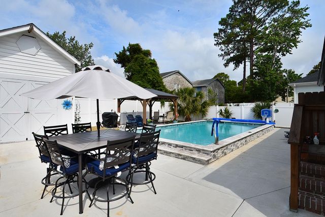 705 25th Ave. S, North Myrtle Beach, SC 29582