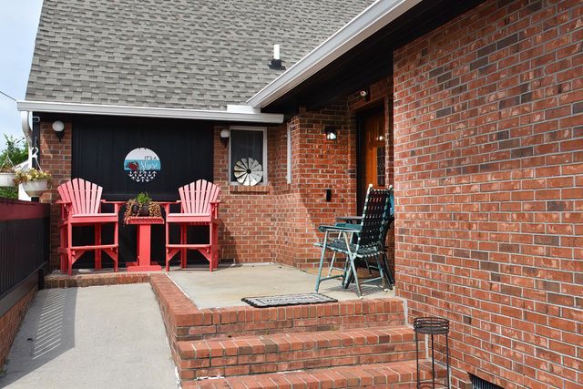 705 25th Ave. S, North Myrtle Beach, SC 29582