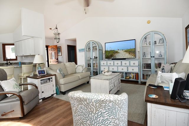705 25th Ave. S, North Myrtle Beach, SC 29582