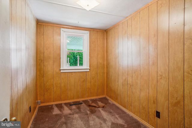 4 MAPLE AVE, Walkersville, MD 21793