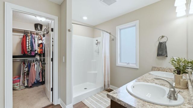 9489 Belinni Lane, Fort Wayne, IN 46818