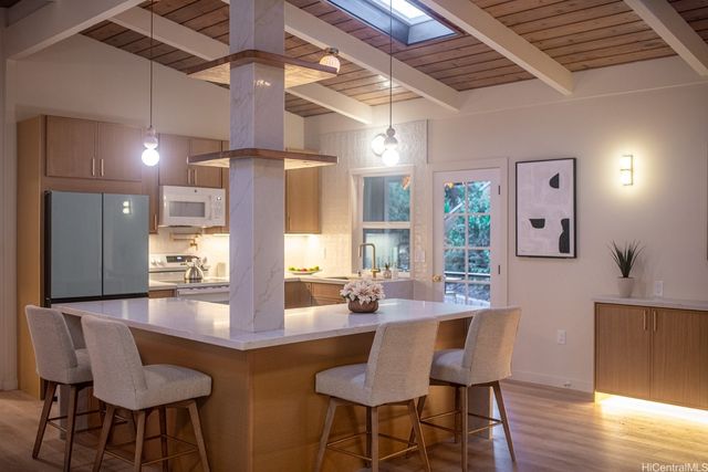 2550 Ipulei Way, Honolulu, HI 96816