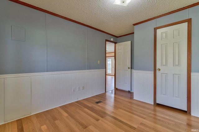15800 Old Dam 49 Road, Mount Vernon, IN 47620
