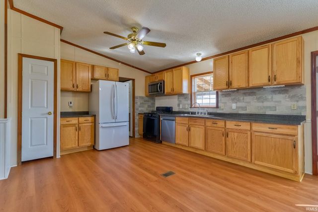 15800 Old Dam 49 Road, Mount Vernon, IN 47620
