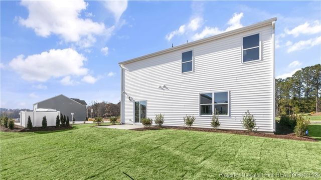 3030 Bayview Drive, Vass, NC 28394