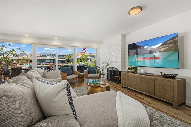 3810 Channel Place, Newport Beach, CA 92663