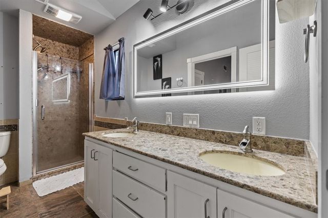 721 Braeburn Court, Bentonville, AR 72712