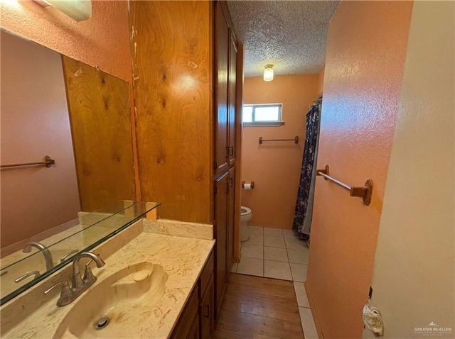 1901 S 34th Street, Mcallen, TX 78503
