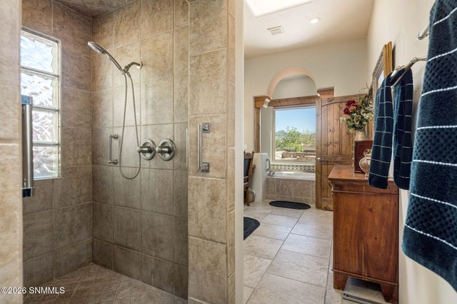 1880 El Presidio Drive, Las Cruces, NM 88011