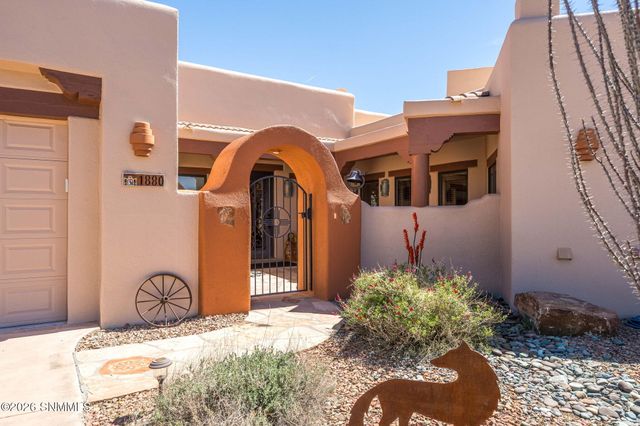 1880 El Presidio Drive, Las Cruces, NM 88011