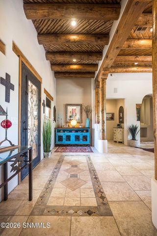 1880 El Presidio Drive, Las Cruces, NM 88011