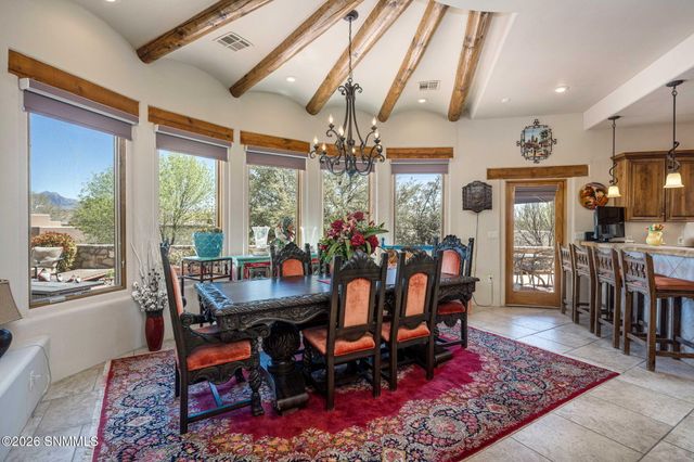 1880 El Presidio Drive, Las Cruces, NM 88011