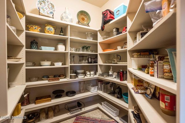 1880 El Presidio Drive, Las Cruces, NM 88011