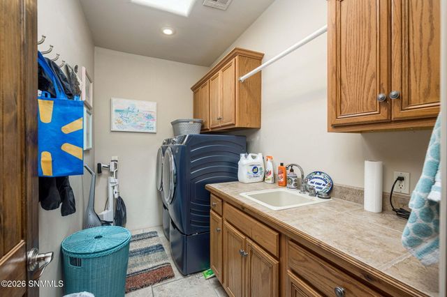 1880 El Presidio Drive, Las Cruces, NM 88011