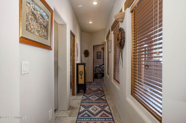 1880 El Presidio Drive, Las Cruces, NM 88011