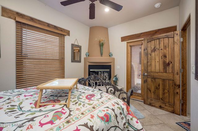 1880 El Presidio Drive, Las Cruces, NM 88011