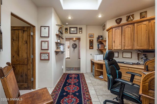 1880 El Presidio Drive, Las Cruces, NM 88011