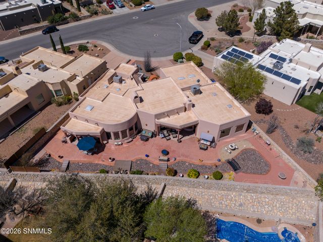 1880 El Presidio Drive, Las Cruces, NM 88011
