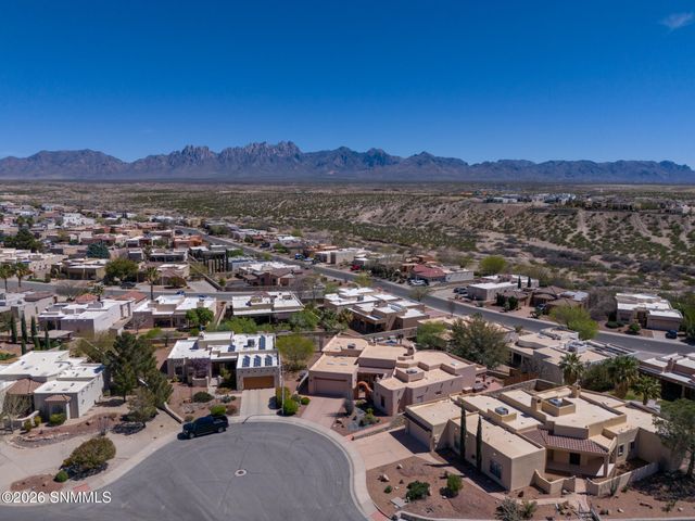 1880 El Presidio Drive, Las Cruces, NM 88011