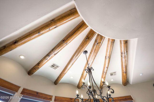 1880 El Presidio Drive, Las Cruces, NM 88011