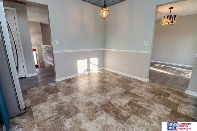 5607 Dogwood Drive, Lincoln, NE 68516