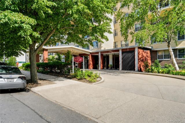 175-20 Wexford Terrace 10A, Jamaica Estates, NY 11432