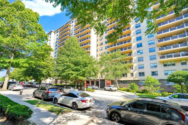 175-20 Wexford Terrace 10A, Jamaica Estates, NY 11432