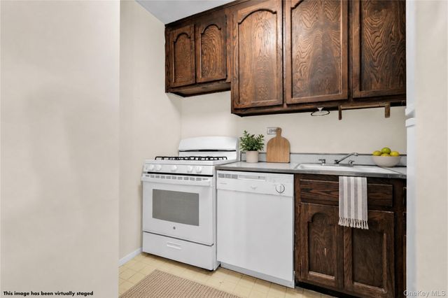 175-20 Wexford Terrace 10A, Jamaica Estates, NY 11432