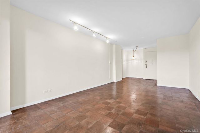 175-20 Wexford Terrace 10A, Jamaica Estates, NY 11432