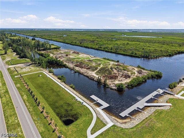 1428 Old Burnt Store RD N, Cape Coral, FL 33993