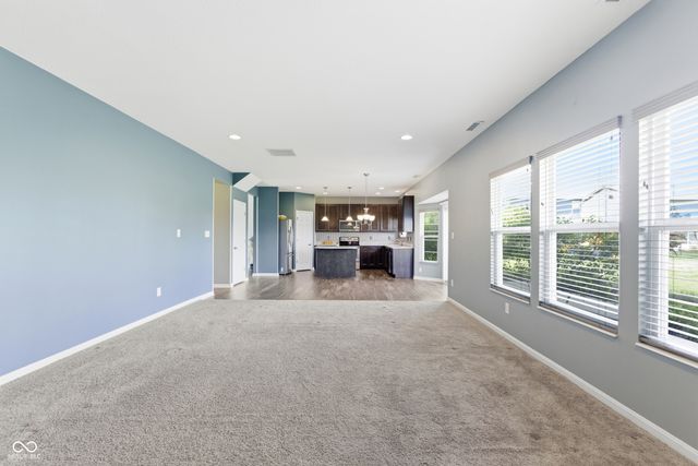 8701 N Dresden Drive, Mccordsville, IN 46055