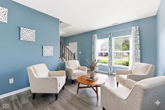 8701 N Dresden Drive, Mccordsville, IN 46055