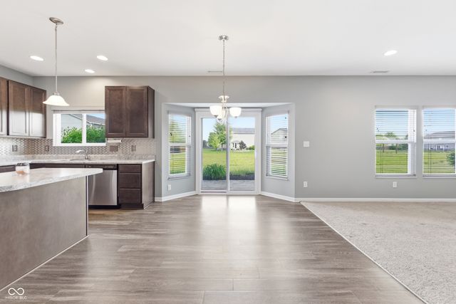 8701 N Dresden Drive, Mccordsville, IN 46055