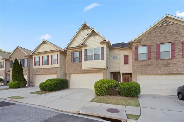 332 Oaktown Court, Lawrenceville, GA 30044