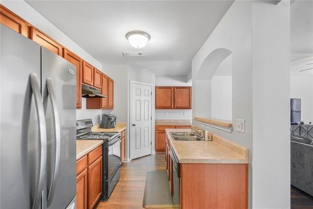 332 Oaktown Court, Lawrenceville, GA 30044