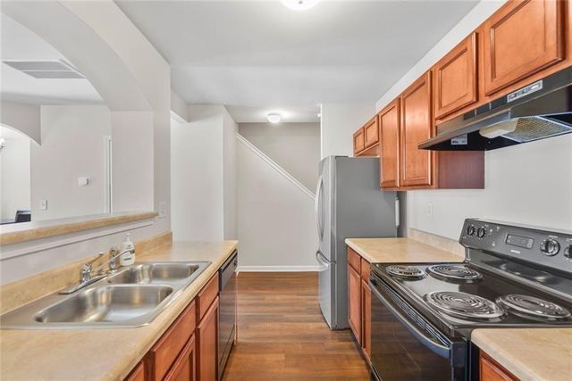 332 Oaktown Court, Lawrenceville, GA 30044