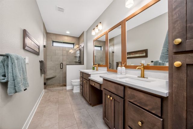 1220 S 100th Street, West Des Moines, IA 50266