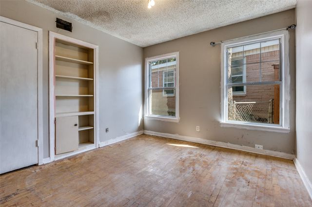 1706 Henderson Court, Irving, TX 75061