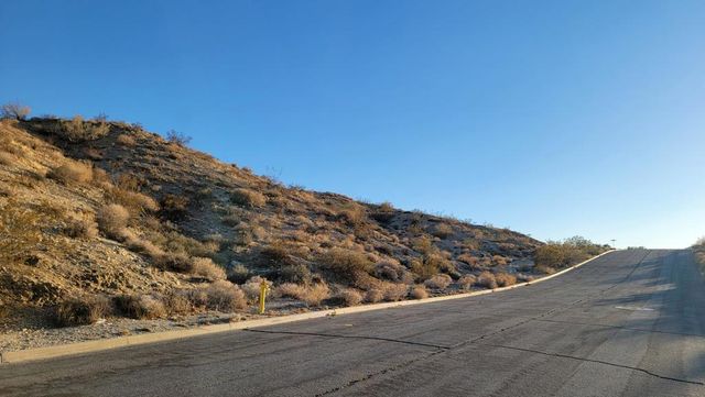 0 Calle De Begiuos, Desert Hot Springs, CA 92240