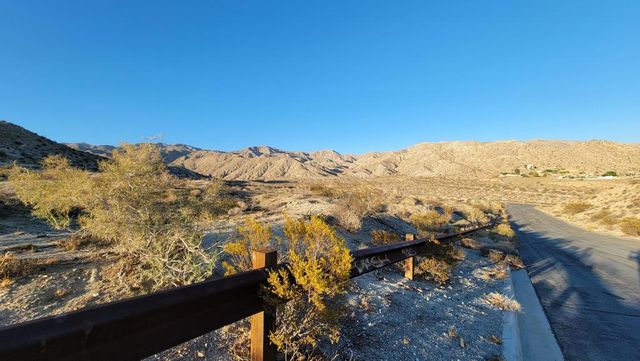 0 Calle De Begiuos, Desert Hot Springs, CA 92240