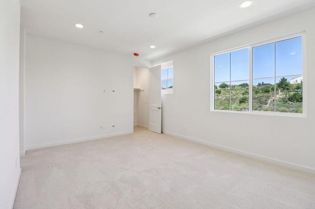4942 Spirea Way, Carlsbad, CA 92008