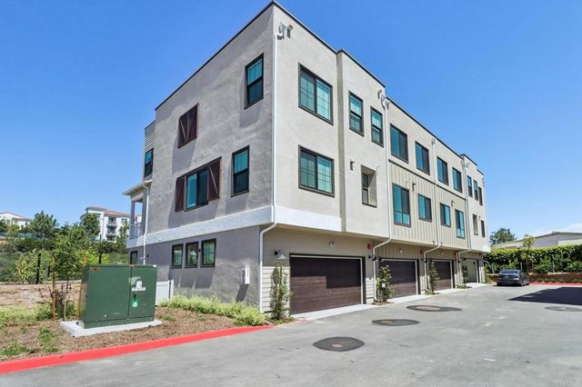 4942 Spirea Way, Carlsbad, CA 92008