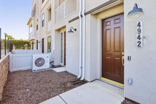 4942 Spirea Way, Carlsbad, CA 92008
