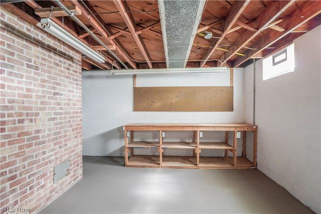 1548 Sunside Drive, Akron, OH 44321