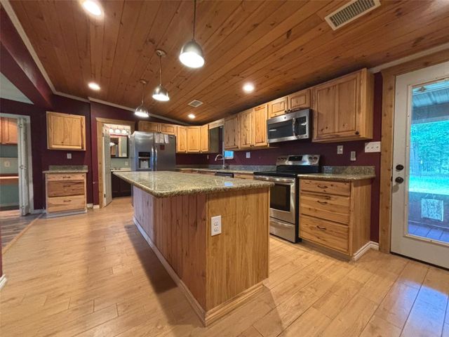 3725 Fm 222 Loop N, Coldspring, TX 77331