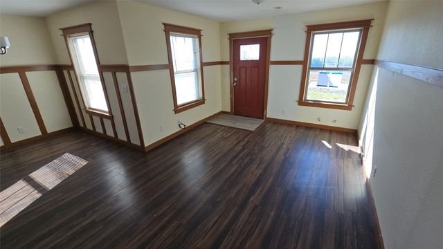 111 W Morning Dove Drive, Azle, TX 76020