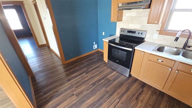 111 W Morning Dove Drive, Azle, TX 76020